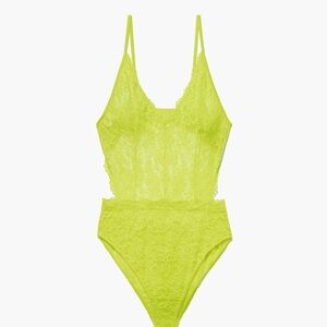 NWOT SAVAGE X FENTY FLORAL LACE TEDDY